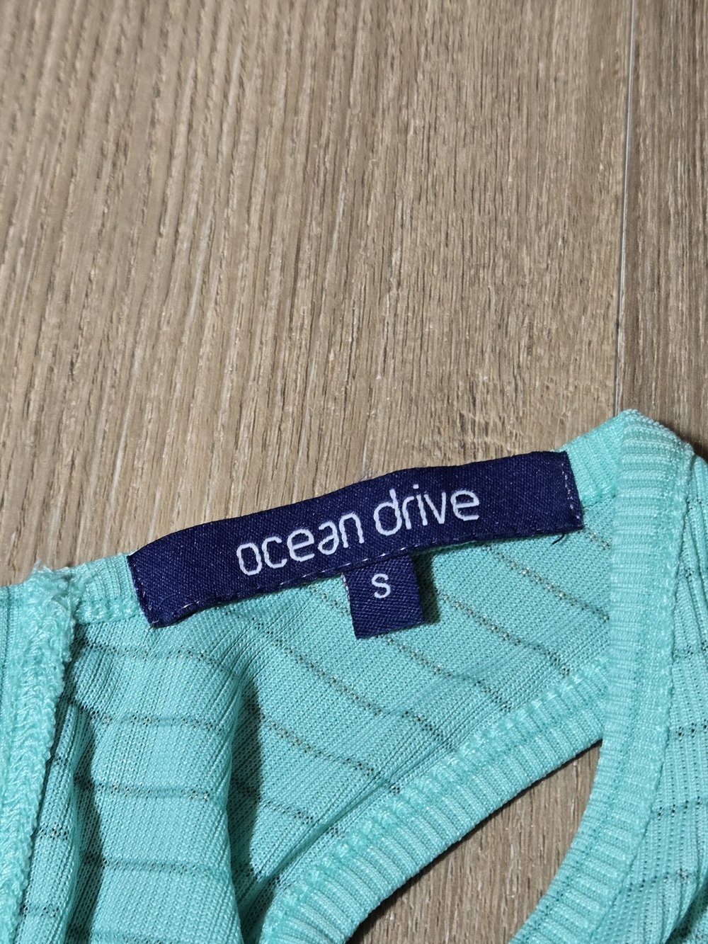 Ocean Drive Turquoise Ribbed Tank - Picture 5 of 7